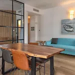 Lejlighed Luxury Flat By Station / Unique View *