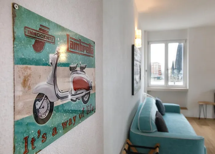 Luxury Flat By Station / Unique View Milan