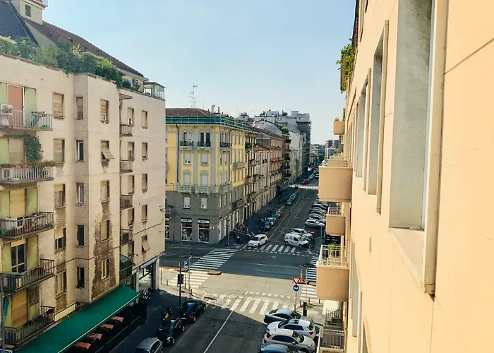 Apartment Luxury Flat By Station / Unique View Milan